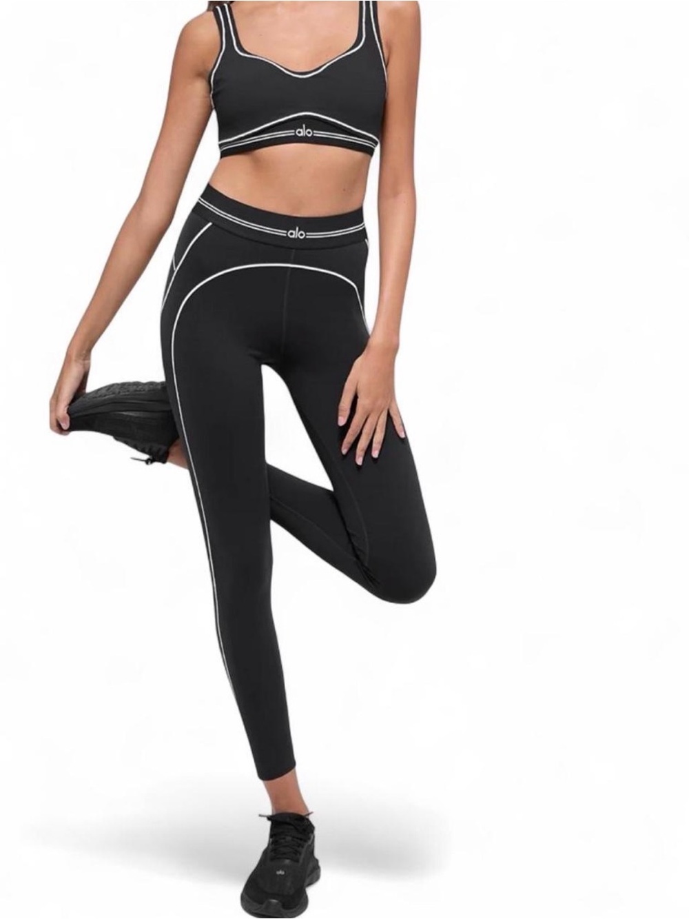 NWT ALO Yoga Black Leggings and Sports Bra